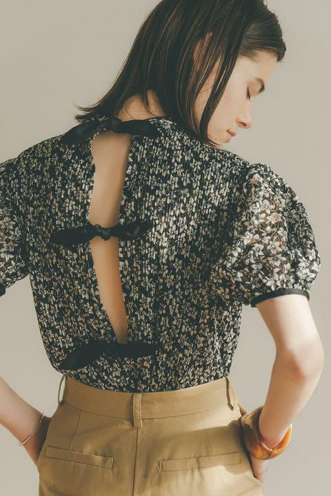 【CLANE】PLEATS FLORET TOPS ブラック 【CLANE】PLEATS FLORET TOPS ブラック