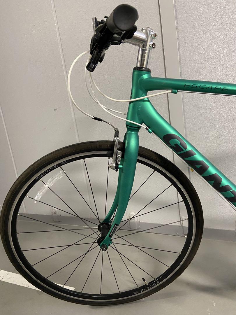 自転車本体 GIANT ESCAPE R3 2020
