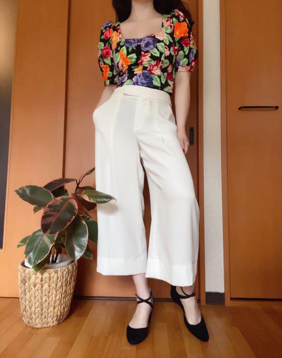 ショッピング取扱店 「お値下げ」Theory Luxe 洗練されたガウチョパンツ ショッピング取扱店 「お値下げ」Theory Luxe 洗練されたガウチョパンツ