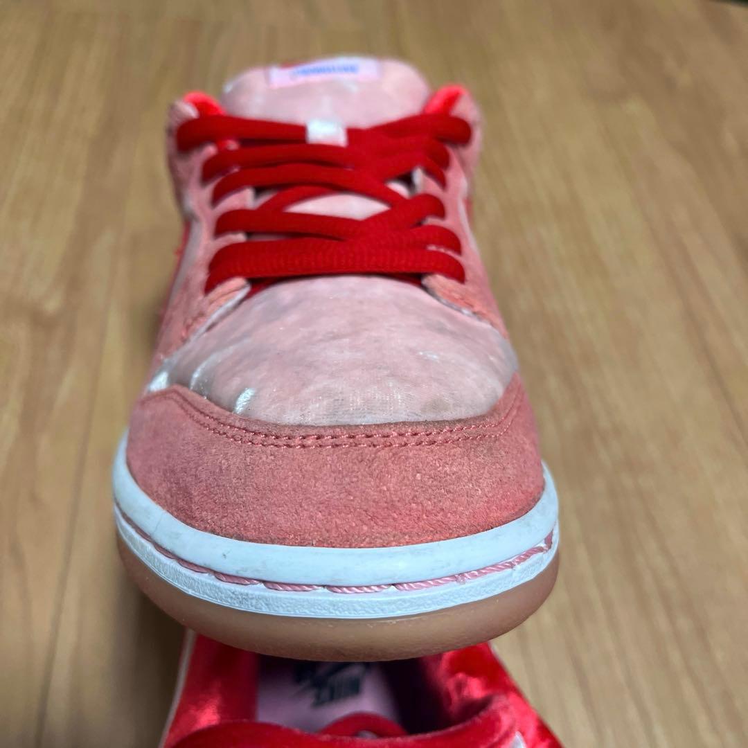 Strangelove × Nike SB Dunk Low