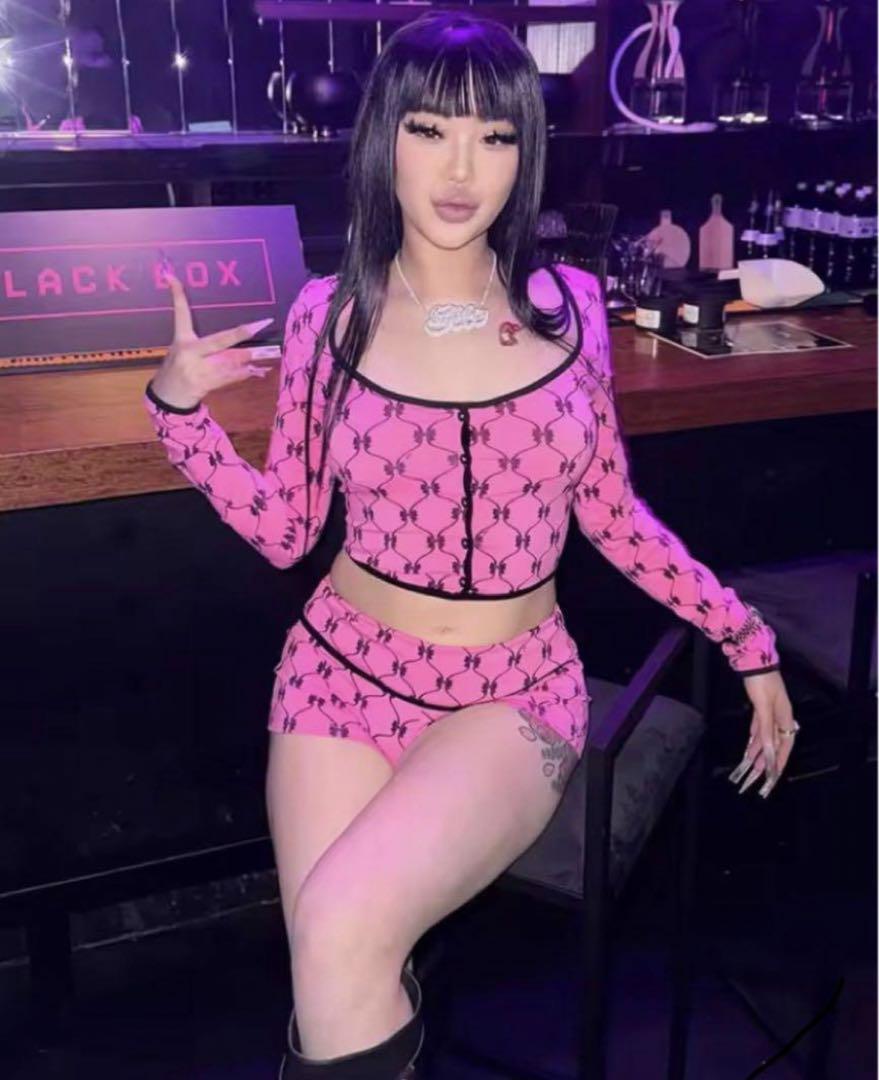 エルテレサ着用　ellteresa セットアップ