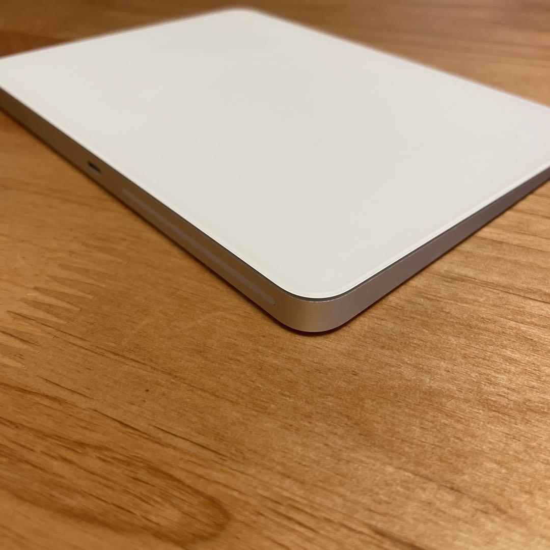 Apple Magic Trackpad A1535 白 美品 禁煙環境 Apple Magic Trackpad A1535 白 美品 禁煙環境 - メルカリ