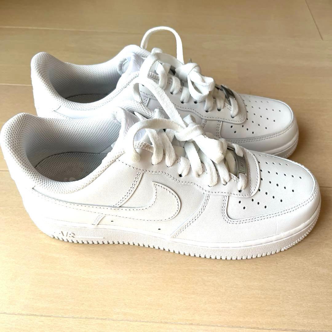 お値下げ　新品 未使用 Nike エアフォースワン 07 27.0cm