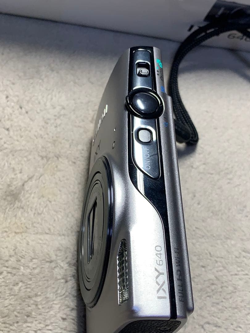 Canon IXY640コンパクトデジタルカメラ Wi-Fi搭載　シルバー　美品