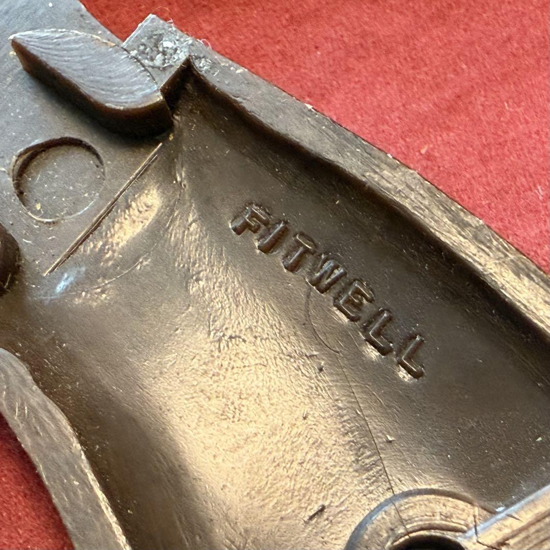 S&W Kフレーム対応 ベークライト製 グリップ ジャンク