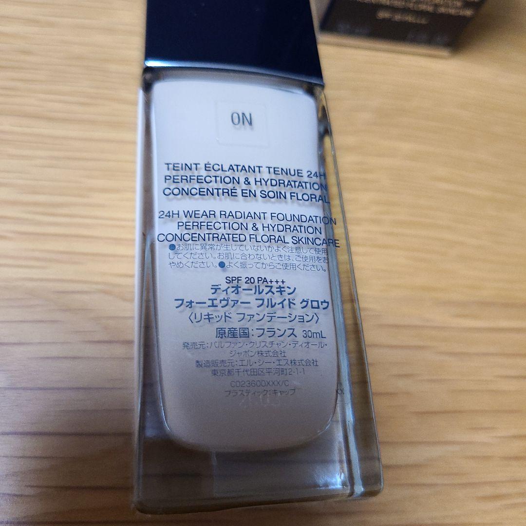 百貨店購入 残9割以上⭐ディオールスキン フォーエヴァー フルイド グロウ 0N - メルカリ 百貨店購入 残9割以上⭐ディオールスキン フォーエヴァー フルイド グロウ 0N - メルカリ