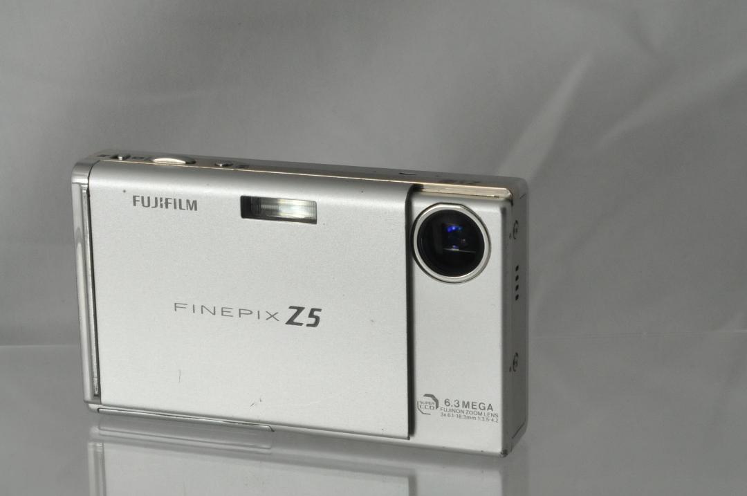 FUJIFILM FINEPIX Z5 フジフィルム コンパクトデジタルカメラ Amazon | FUJIFILM デジタルカメラ FinePix (ファインピックス
