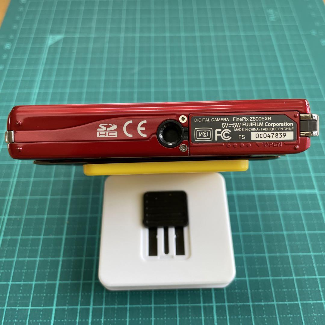 【超美品】オールドコンデジ FUJI FILM FinePix Z800EXR デジタルカメラ