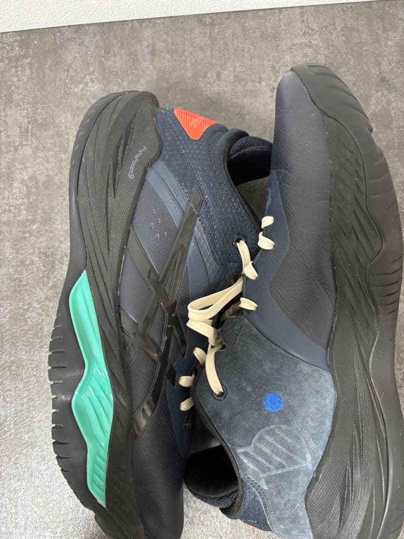 ノヴァサージロー/nove surge low / ballaholic