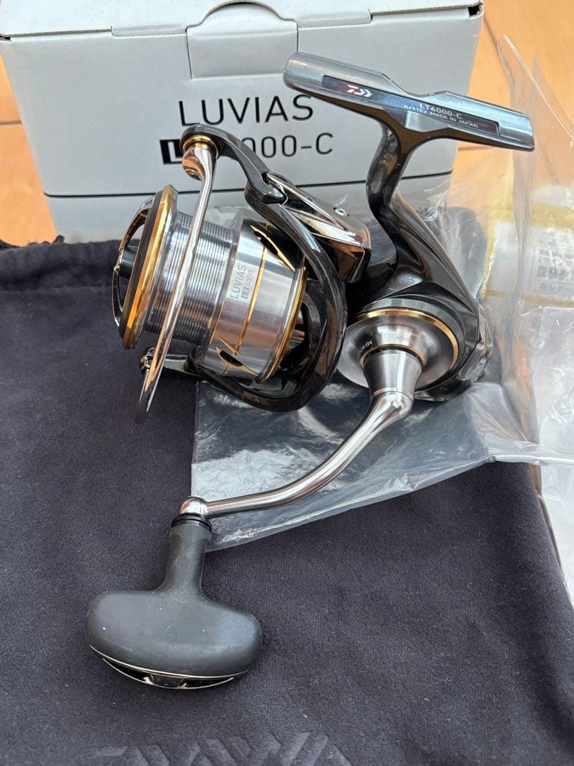 ダイワ 20ルビアス LT 4000-C 状態良好 ダイワ 20ルビアス LT 4000-C 状態良好