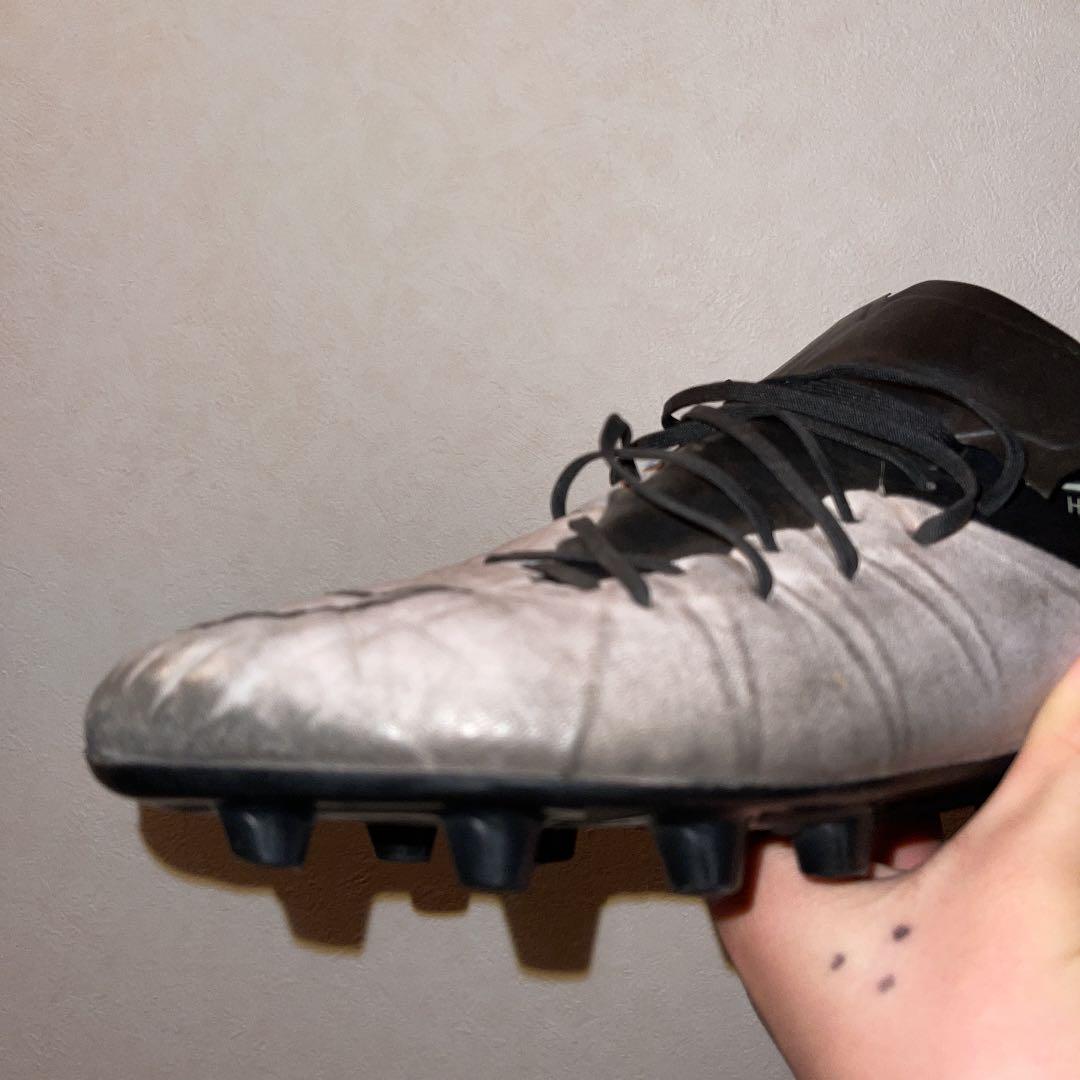 サッカースパイク ナイキ