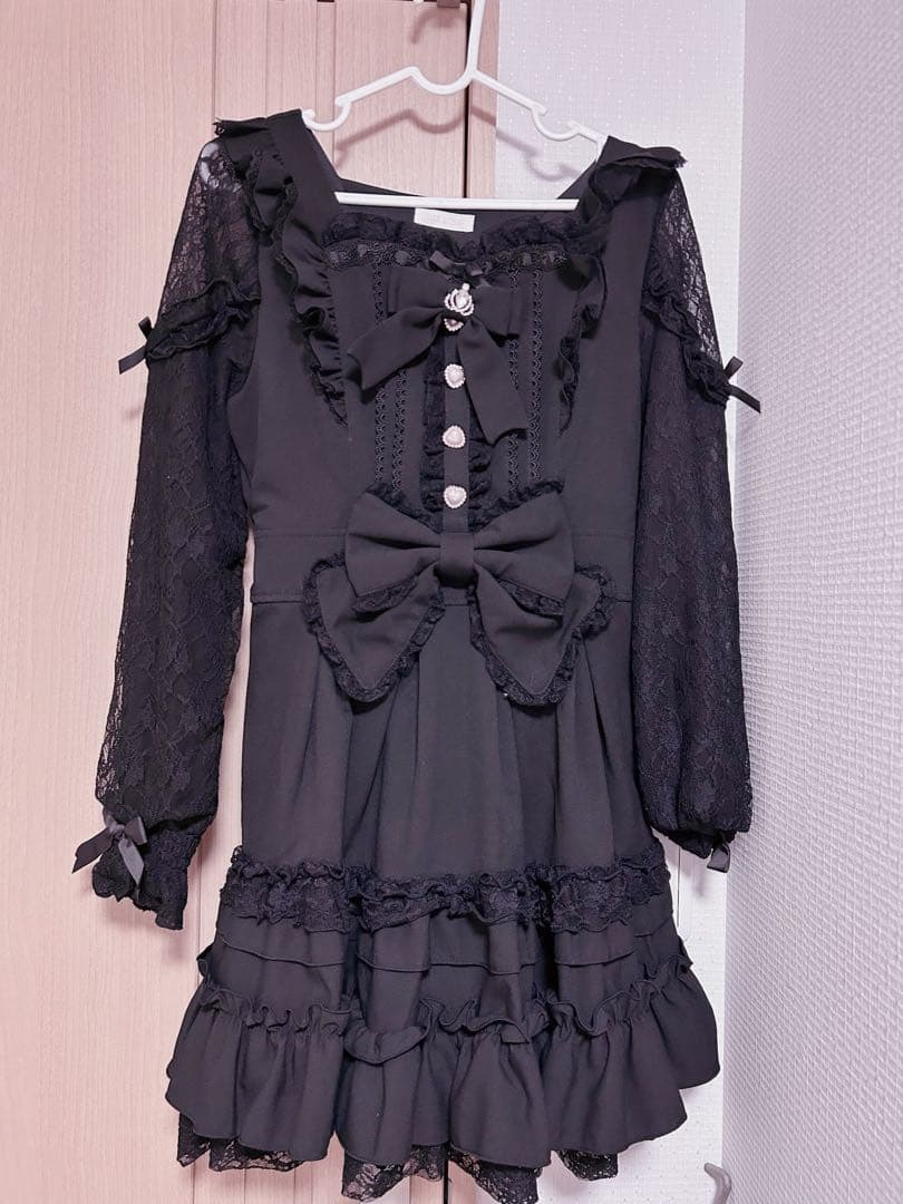 ティアラリボンティアードワンピース ブラック リズリサ LIZLISA SIZE WWW_OLIVIERBERNSTEIN_COM