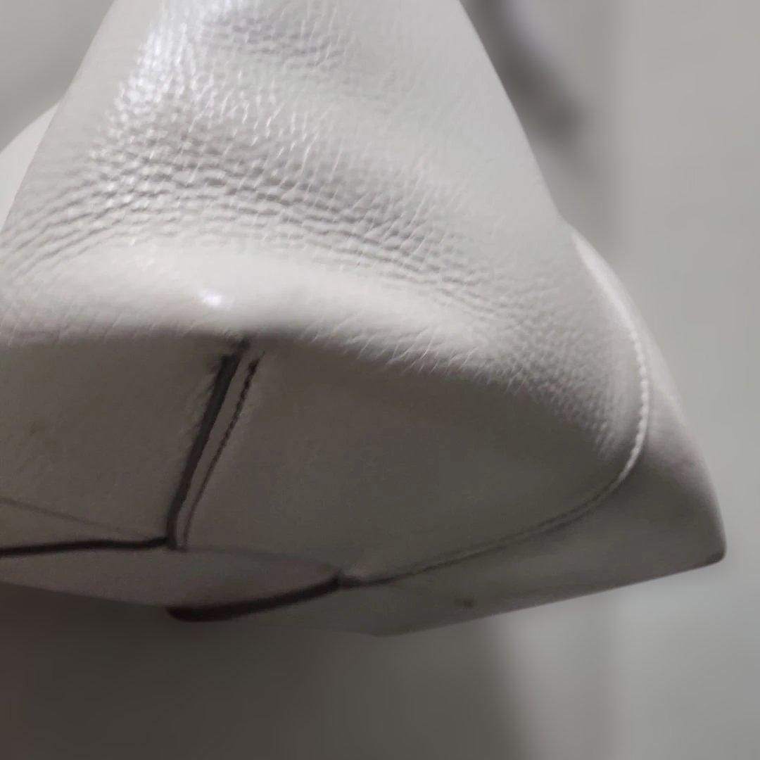 ヒロフ オンディーナ レザートートバッグ Hロゴ ヒロフ オンディーナ レザートートバッグ Hロゴ