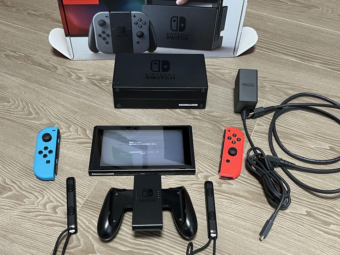 Nintendo Switch 本体 青/赤 Joy-Con付き
