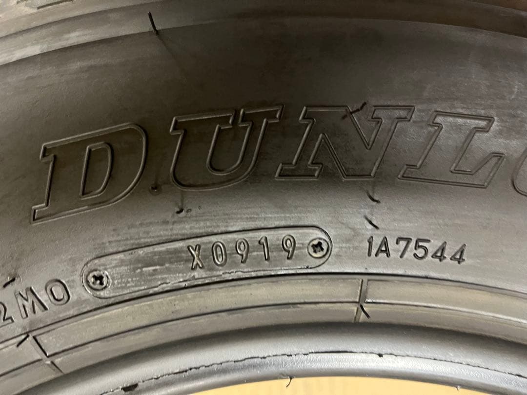 中古　送料込み　1本のみ　205/85R16 117/115L SPLT5