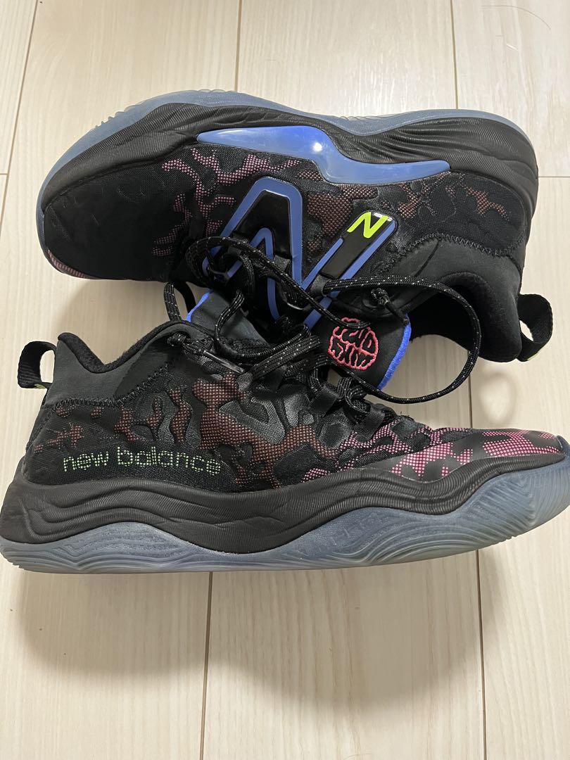 タイムセール2/24までNew Balance twowxy v3
