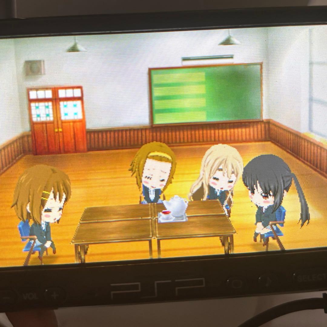 美品 けいおん 放課後ライブ 初音ミク プロジェクトディーヴァ PSP ソフト