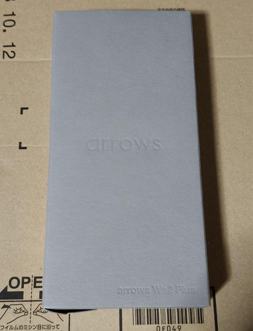 美品　FCNT arrows We2 Plus スレートグレイSIMフリー