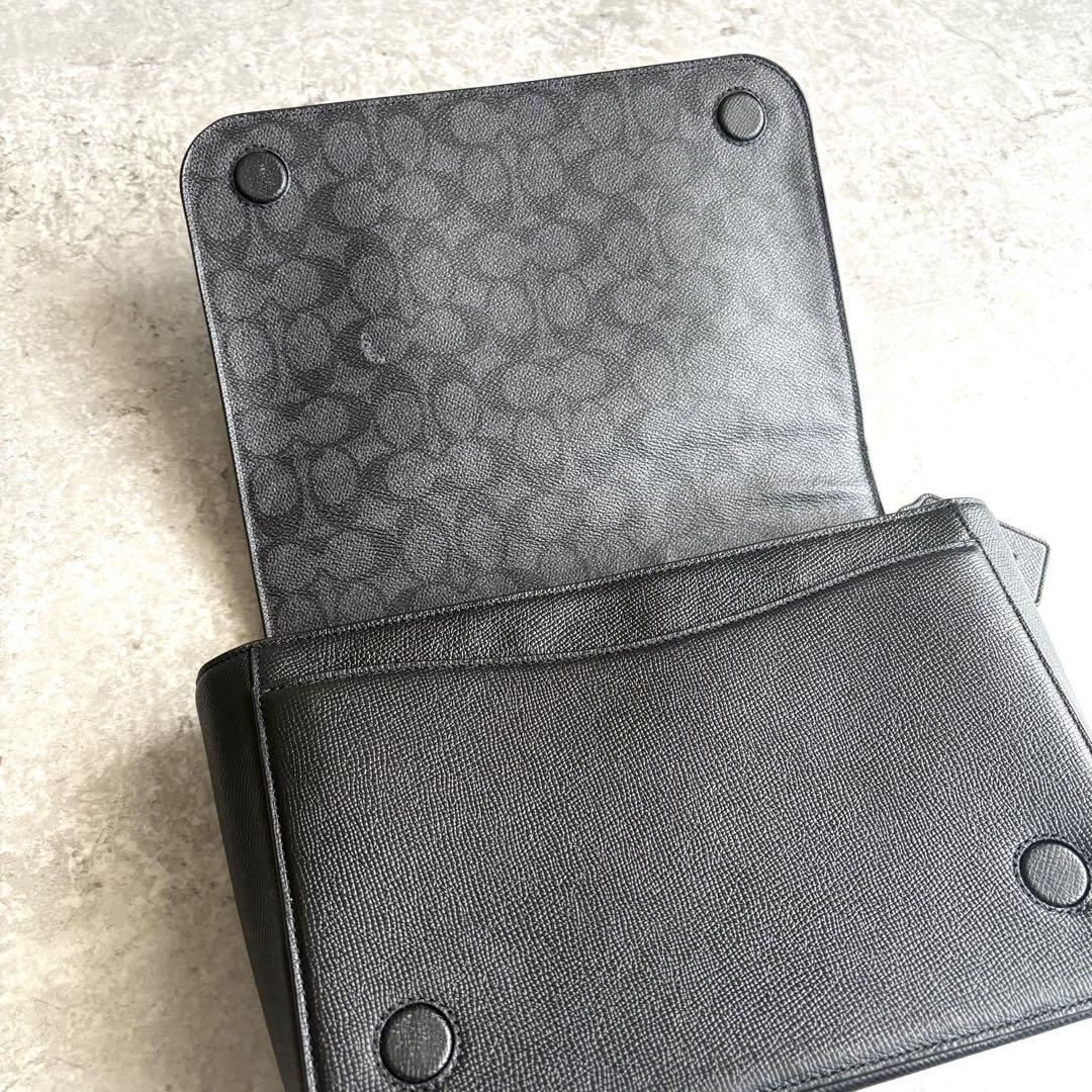 級 COACH