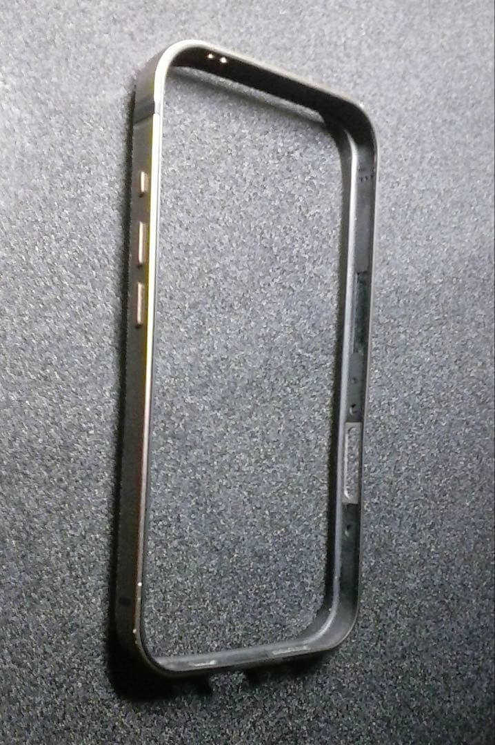 iPhone 16Pro 1TB デザートチタニウム SIMフリー ⚠︎ウラ面割れ iPhone 16Pro 1TB デザートチタニウム SIMフリー ⚠️ウラ面割れ