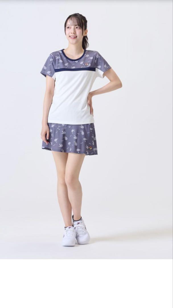 新品タグ付未使用 FILA ラケット柄 グレー テニススカート