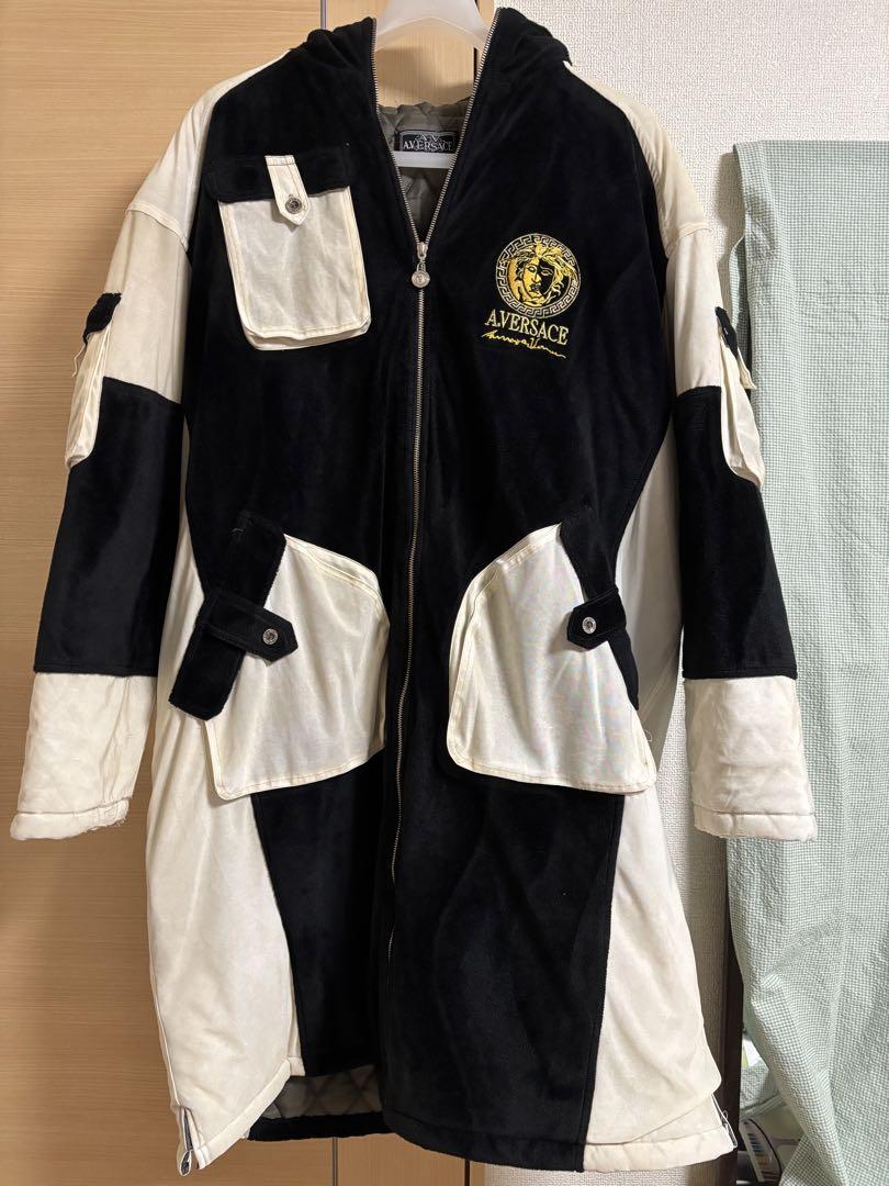 早い者勝ち A.VERSACE ヴェルサーチ　メデューサ　ベロア　切替 コート