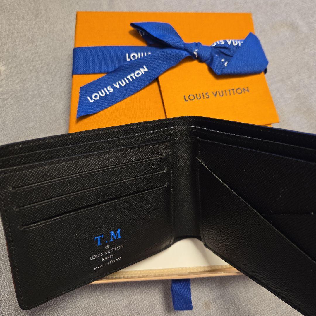 【美品】LOUIS VUITTON ブラック 二つ折り財布 エピ ポルトフォイユ