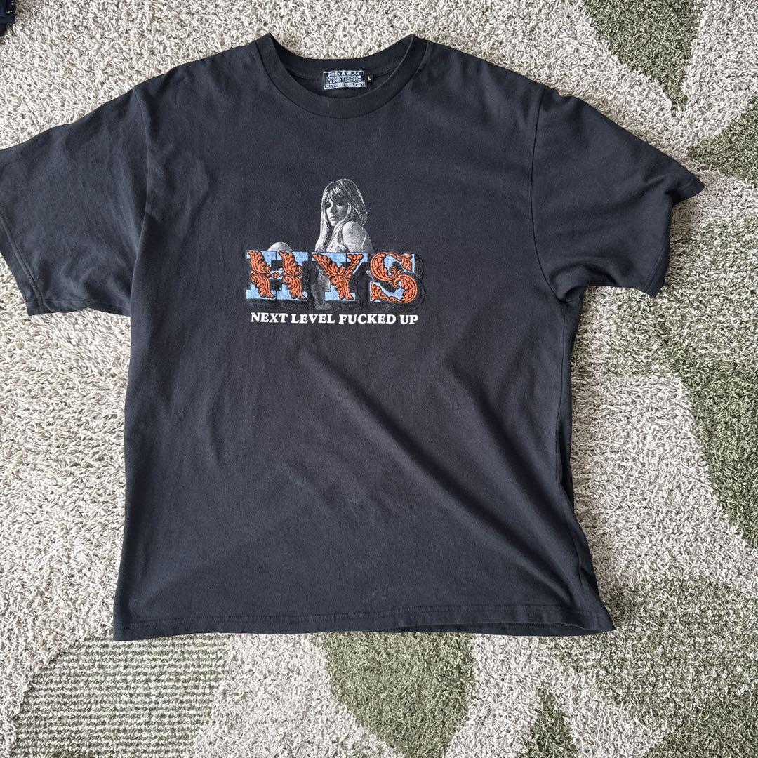 【完売品】Hysteric Glamour ヒステリックグラマー　tシャツ