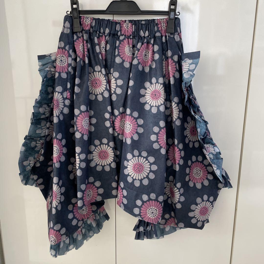 COMME des GARÇONS 不織布フラワースカート