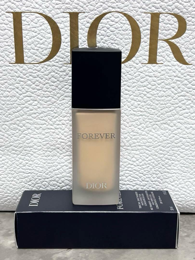 Dior ディオールスキン フォーエヴァー フルイド マット 1N
