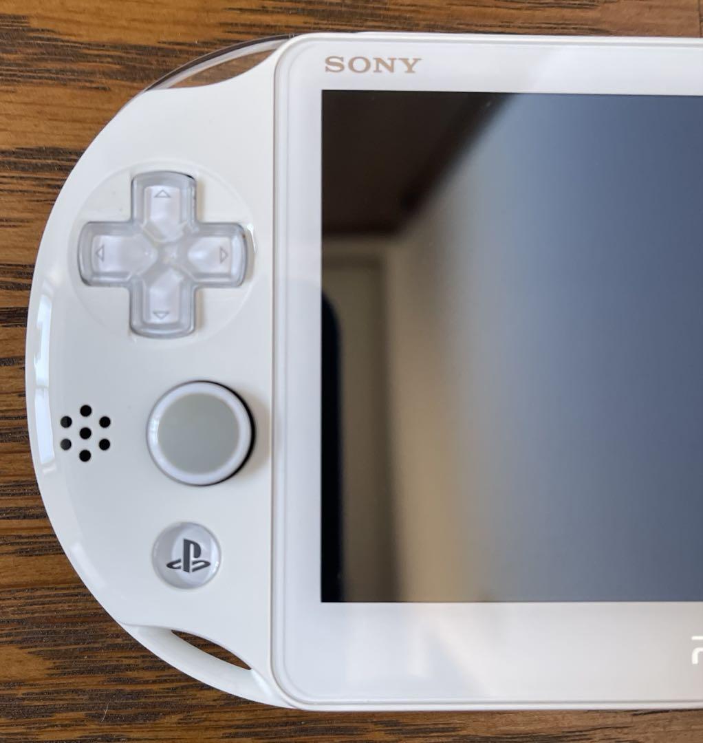 Vita PHC-2000