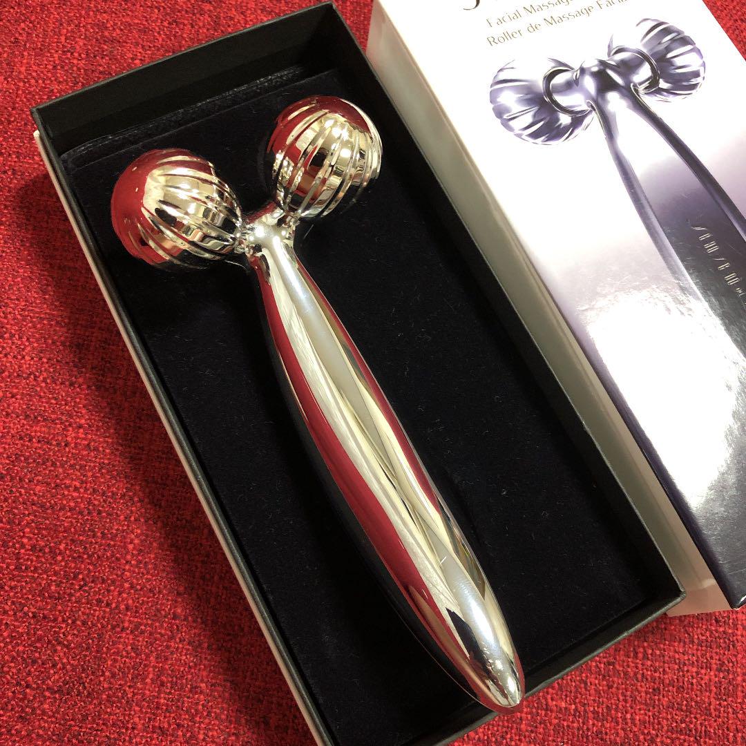 SHISEIDO フェーシャルマッサージローラー（顔用美容器具）