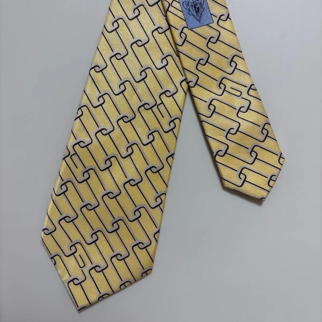 美品 GUCCI グッチ ネクタイ シルク 100% イエロー 総柄