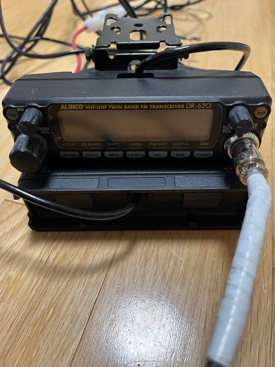 高い素材】 デュアルバンド144/430MHz FM モービルトランシーバー DR