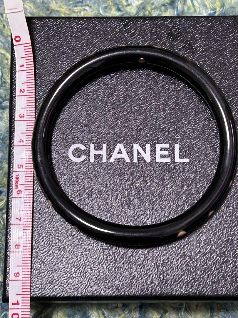 CHANEL バングル 黒 ドット