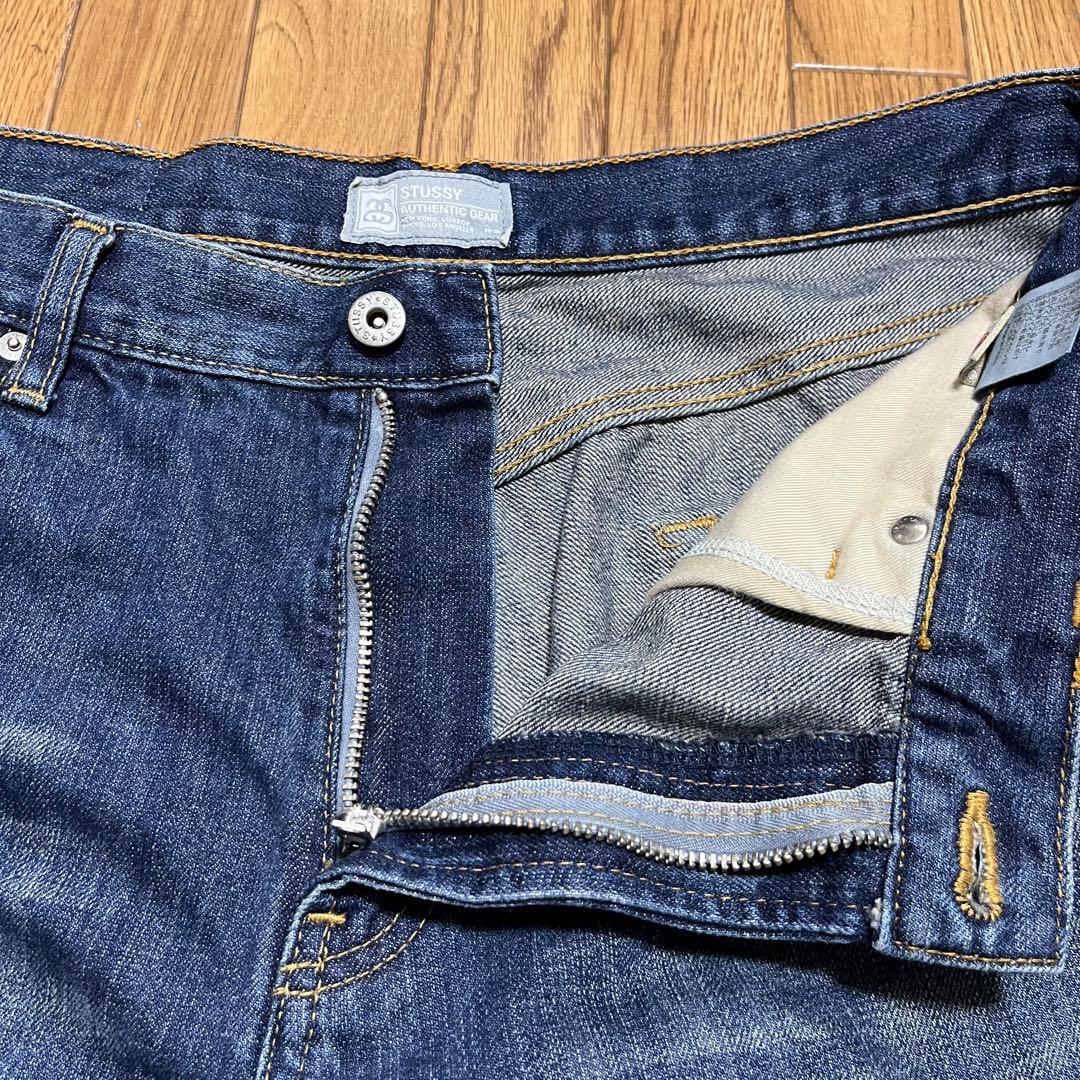 STUSSY ステューシー デニムパンツ 濃紺ペイントジーンズ W34 STUSSY ステューシー デニムパンツ 濃紺ペイントジーンズ W34