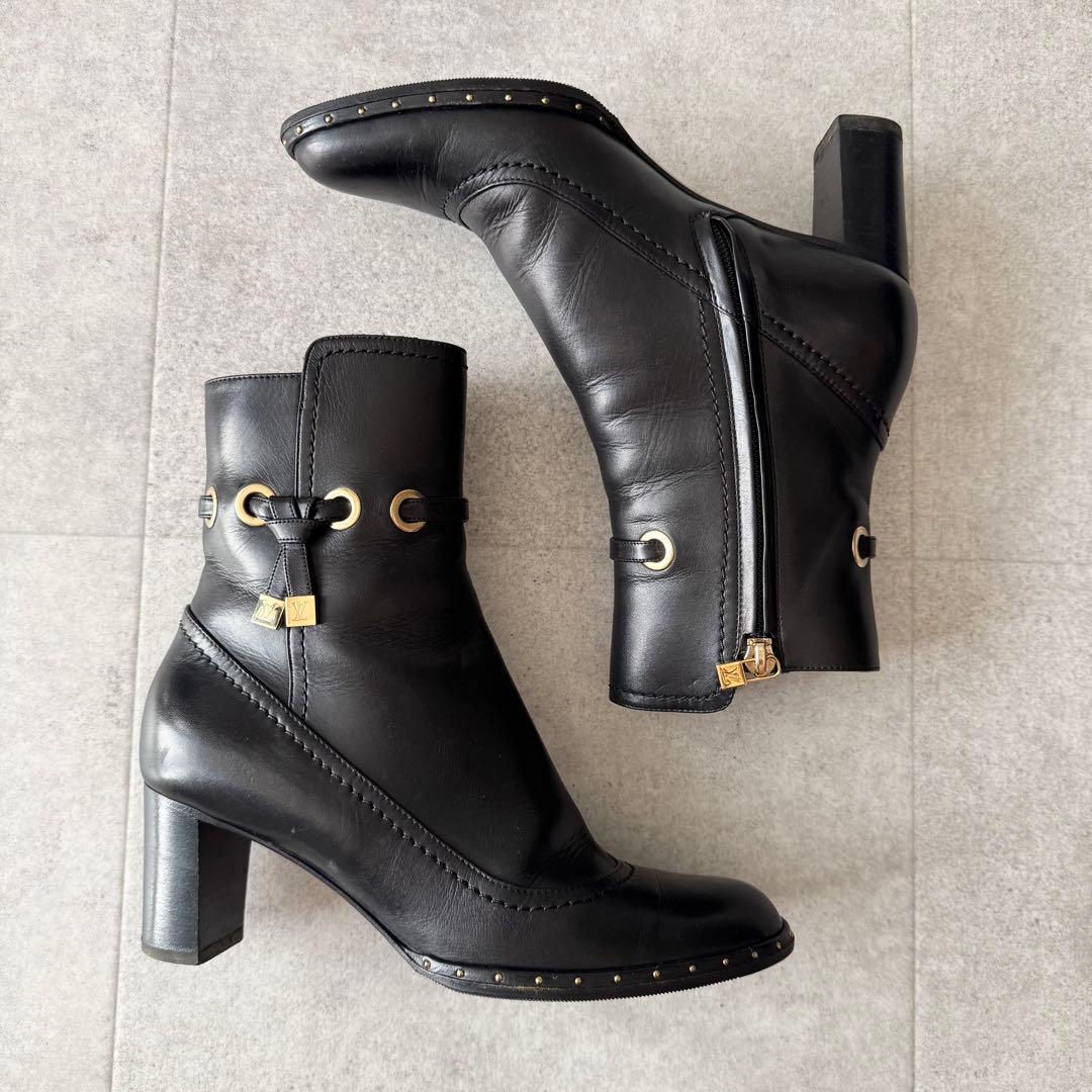 ルイヴィトン ショートブーツ 黒 35 レザー ゴールド金具 ヒール ルイヴィトン ショートブーツ 黒 35 レザー ゴールド金具 ヒール