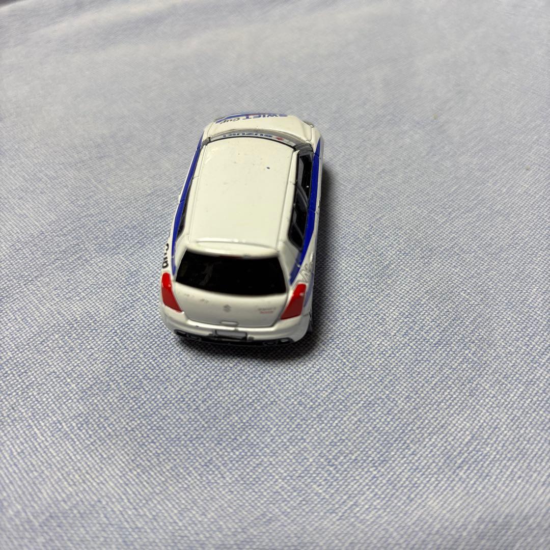 トミカ ワンメイクレースコークション スイフトTOMICA MERCADOAVALIA_COM_BR
