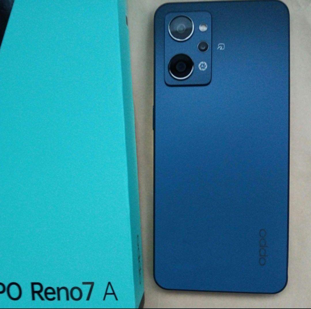 Reno7