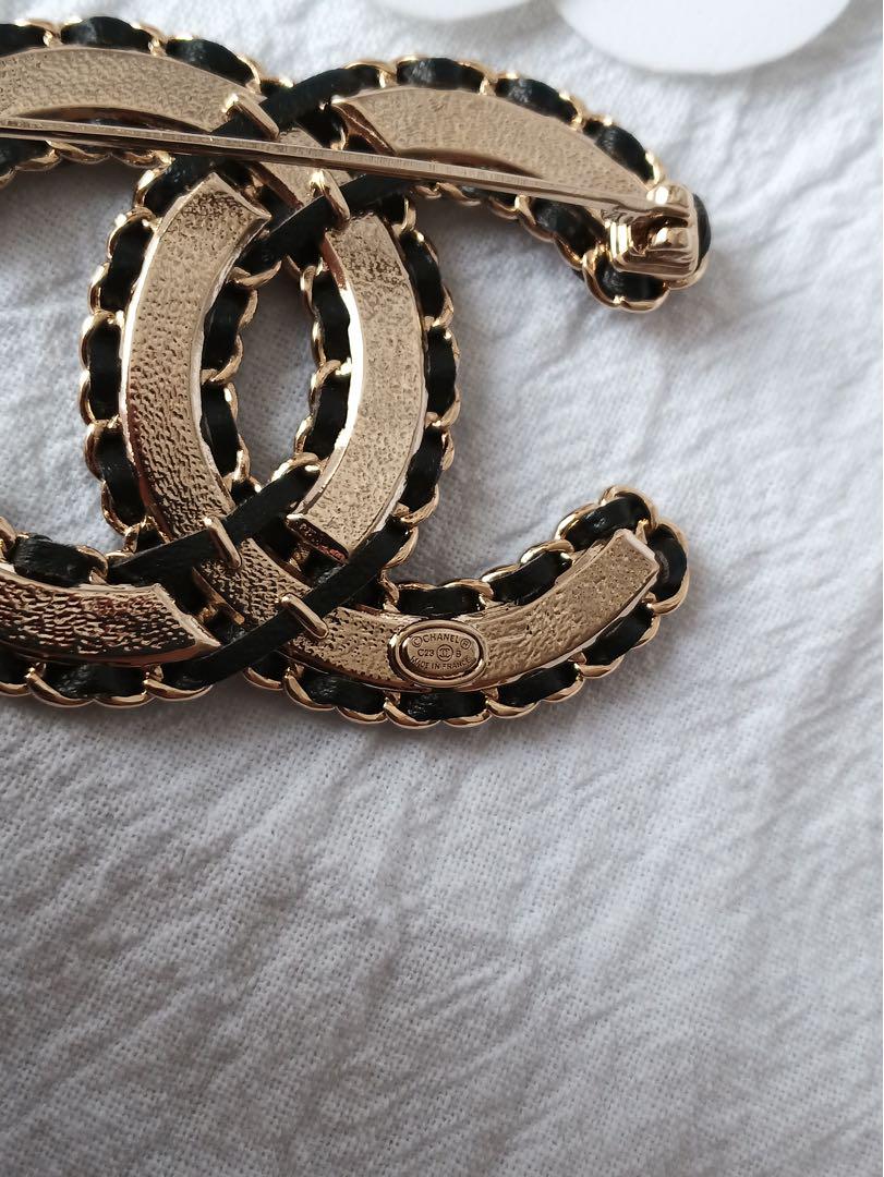 CHANEL シャネル CCロゴ パール ブローチ