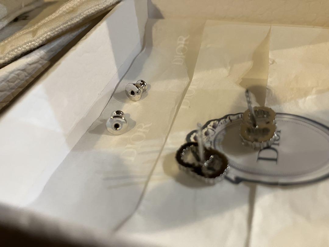 最終価格　Dior ロゴデザイン ピアス