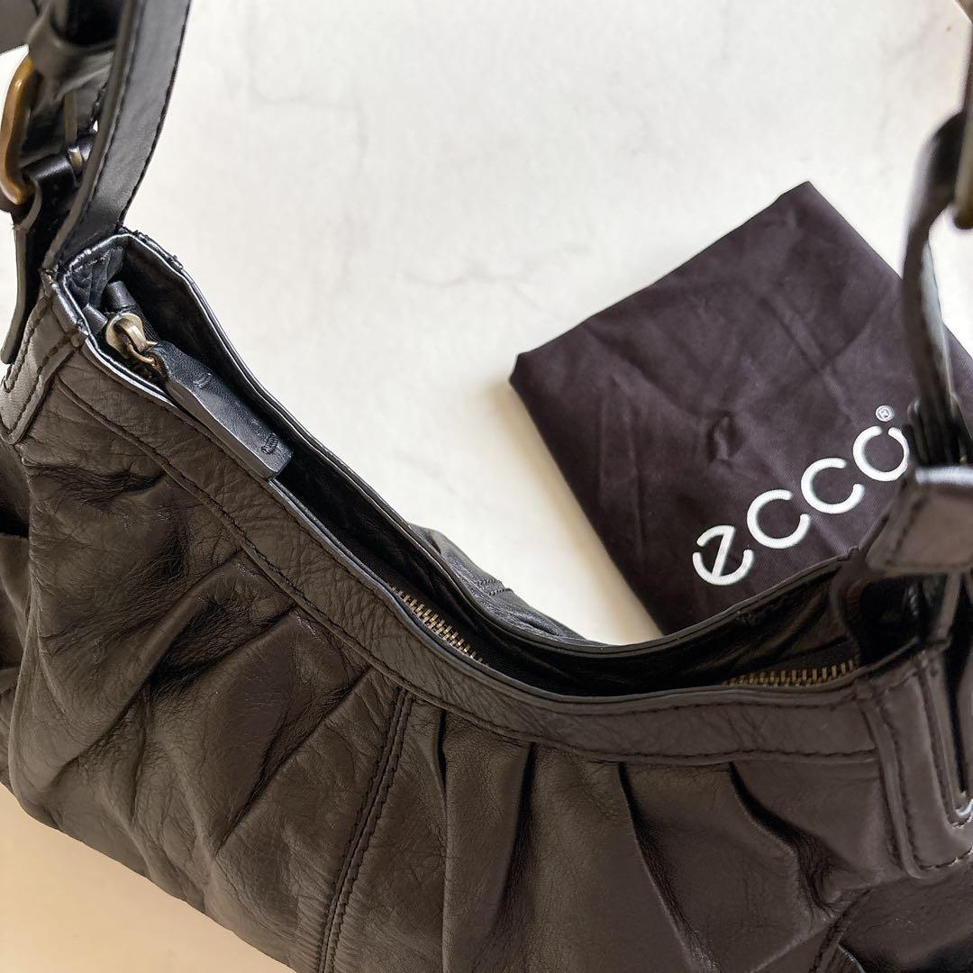 極美品 ECCO ブラックレザーショルダーバッグ 肩掛け 袋付き