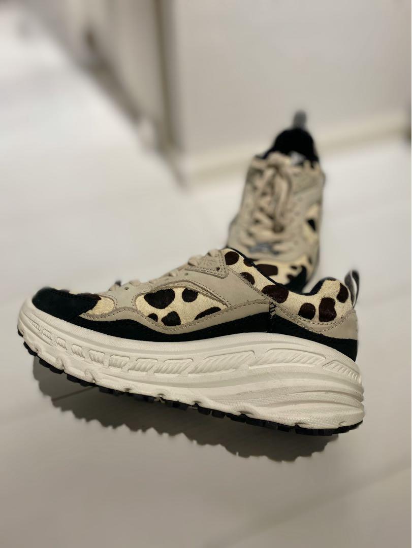 限定品】UGG アニマル柄 スニーカー