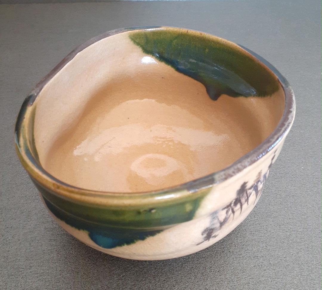 織部焼 在印 織部釉 鉄絵 木々の図 沓茶碗 茶道具 茶器 - メルカリ