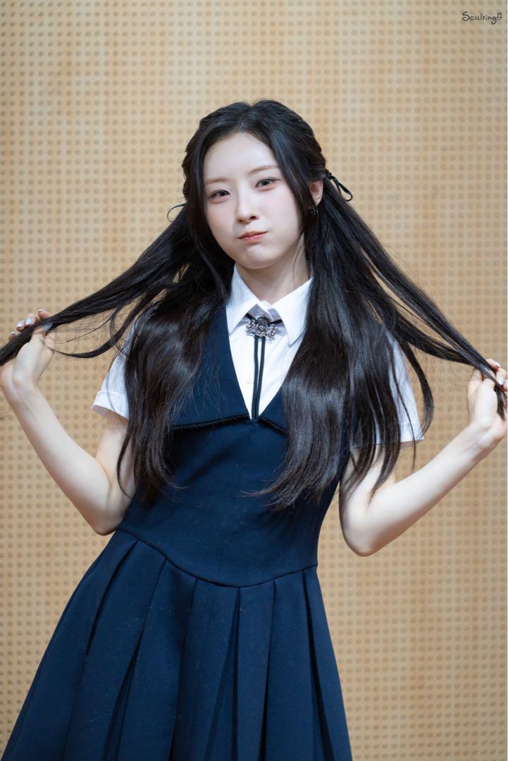 ARTMS 최리 チェリ Choerry サイン入り チェキ ポラ LOONA LOONA ARTMS チェリ 최리 Choerry サイン入りチェキ ポラ - メルカリ