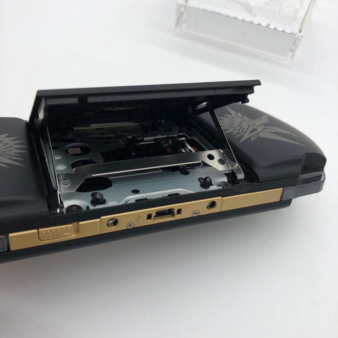 【極美品】PSP プレイステーション・ポータブル （PSP-3000） K