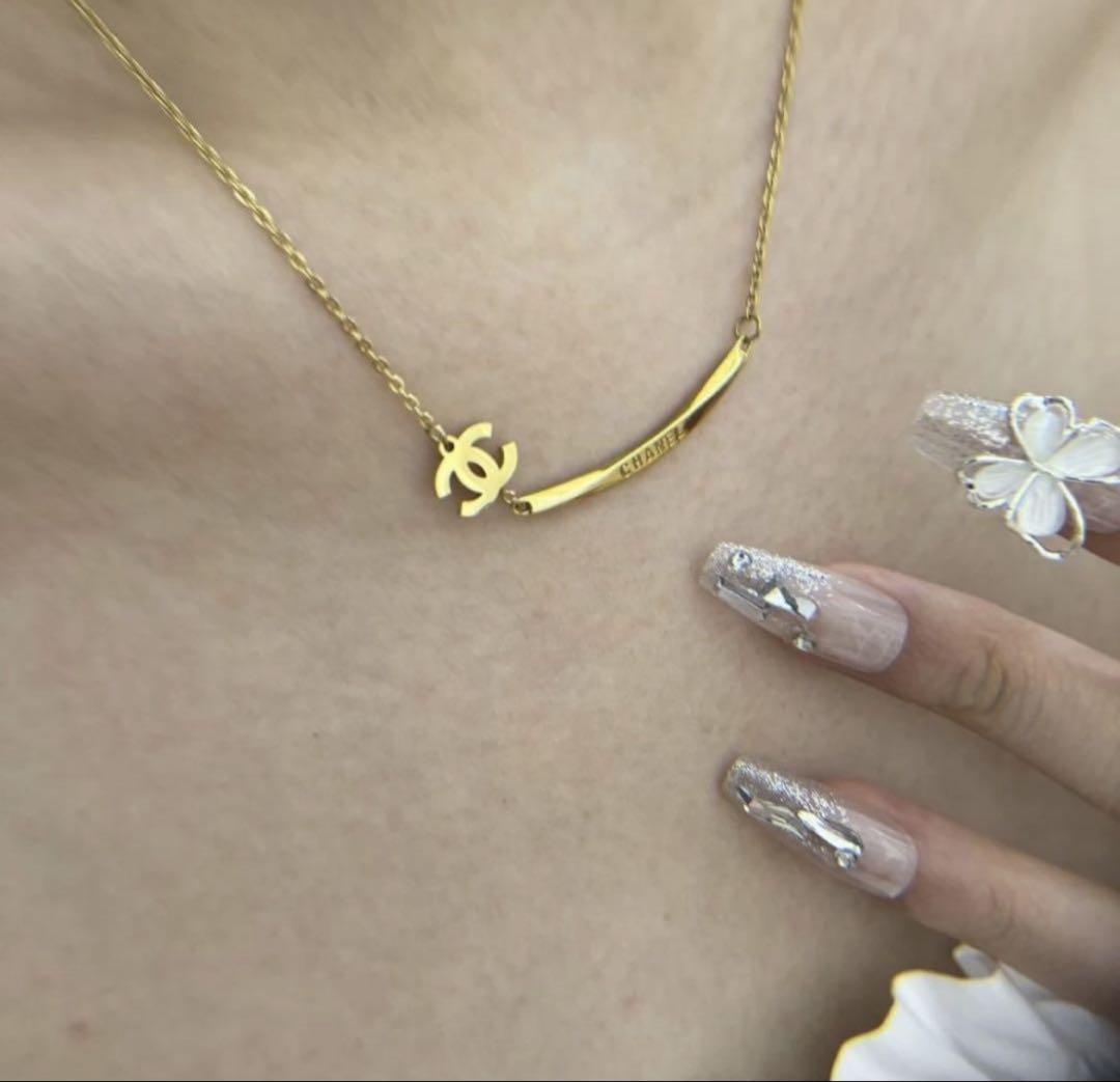 【新作】CHANEL 上品なデザイン♪ ゴールド ロゴネックレス 楽天市場】シャネル CHANEL ネックレス チョーカー メタル