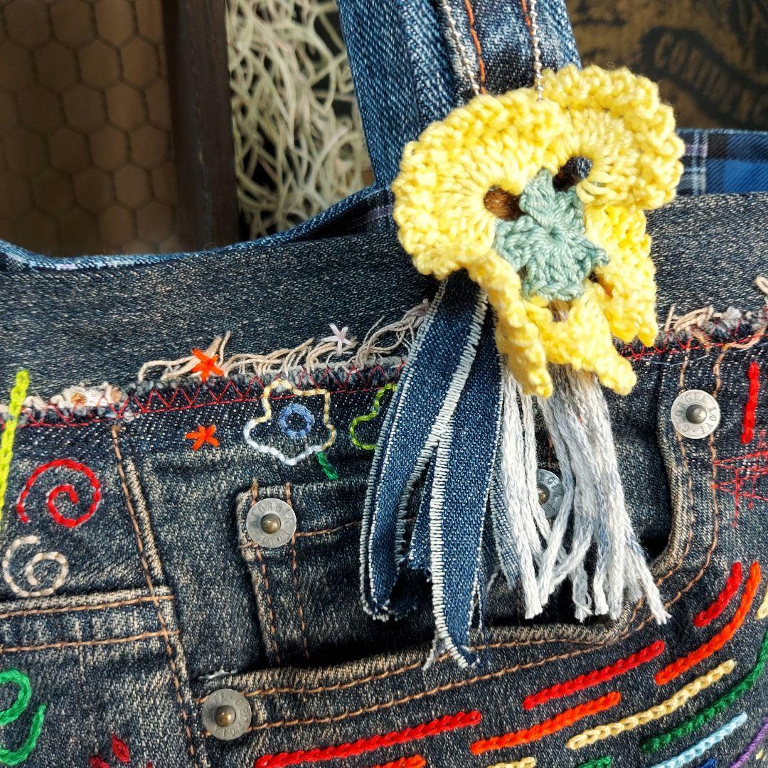 刺繍デニムバック　No.627　デニムリメイク　刺繍バック　サイドポケット