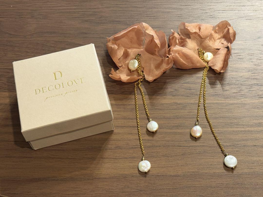 フラワードロップ ピアス ゴールドDECOLOVE デコラブ