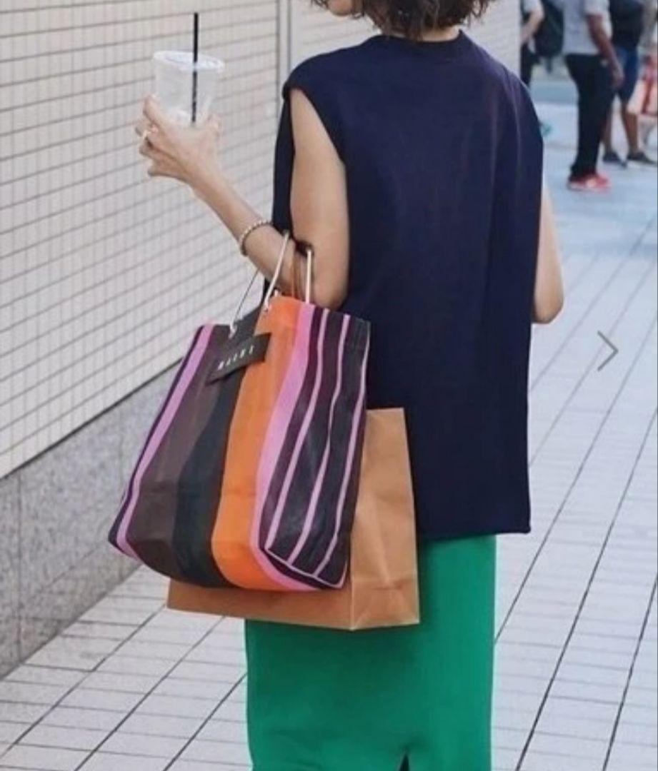 マルニ フラワー カフェ トートバッグ ストライプ